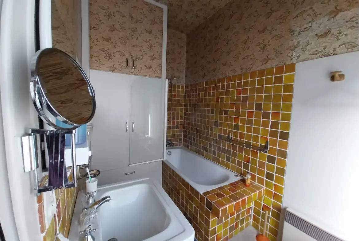 Maison de ville à vendre à Cognac, 288700 € 