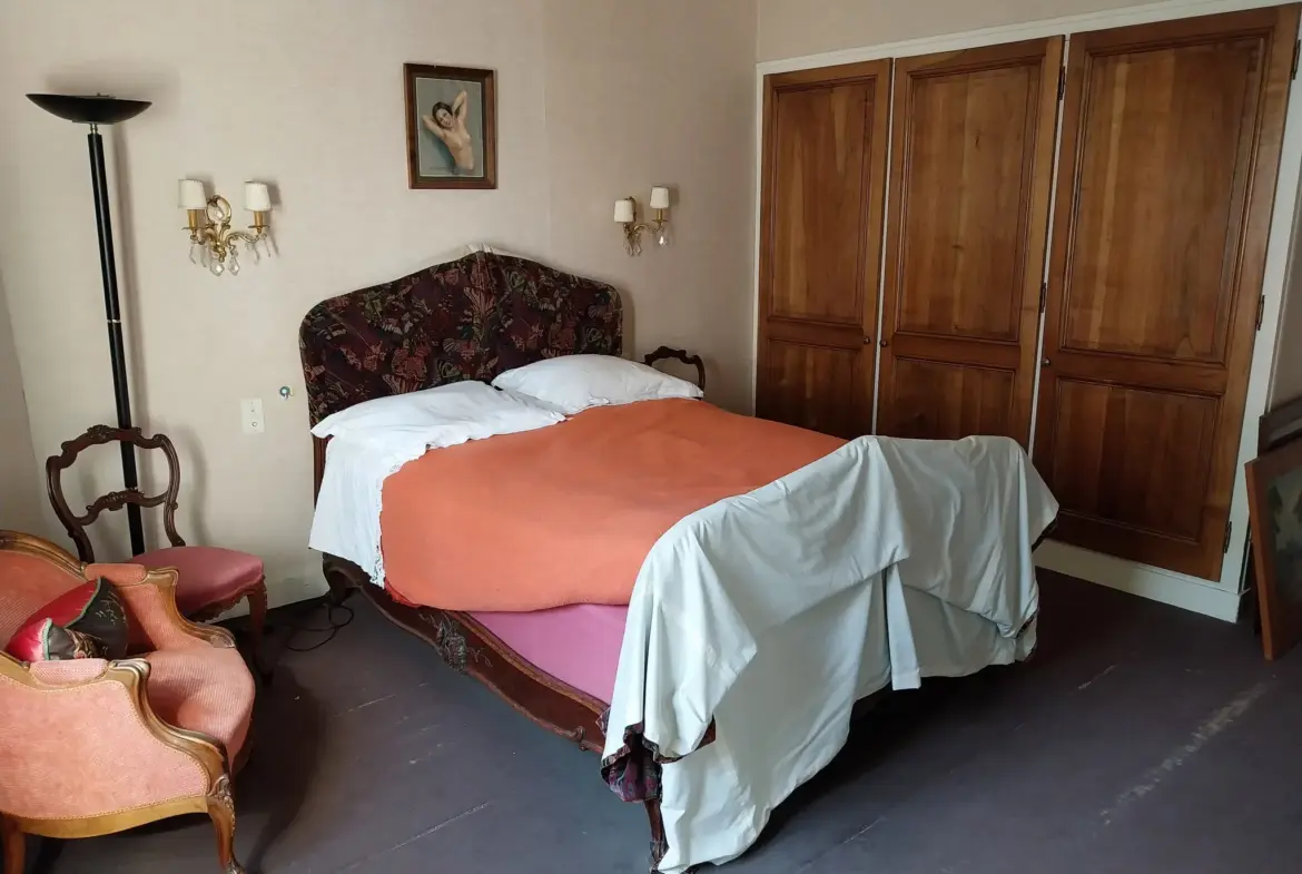Maison de ville à vendre à Cognac, 288700 € 