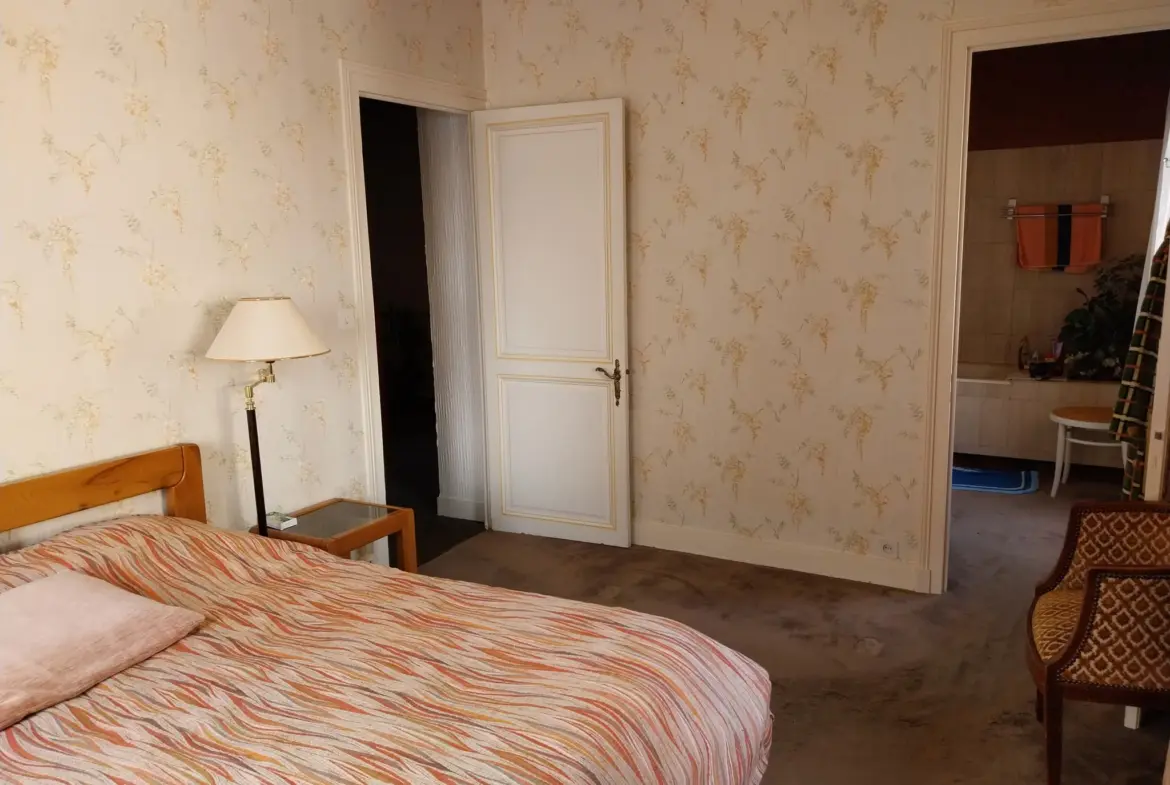 Maison de ville à vendre à Cognac, 288700 € 