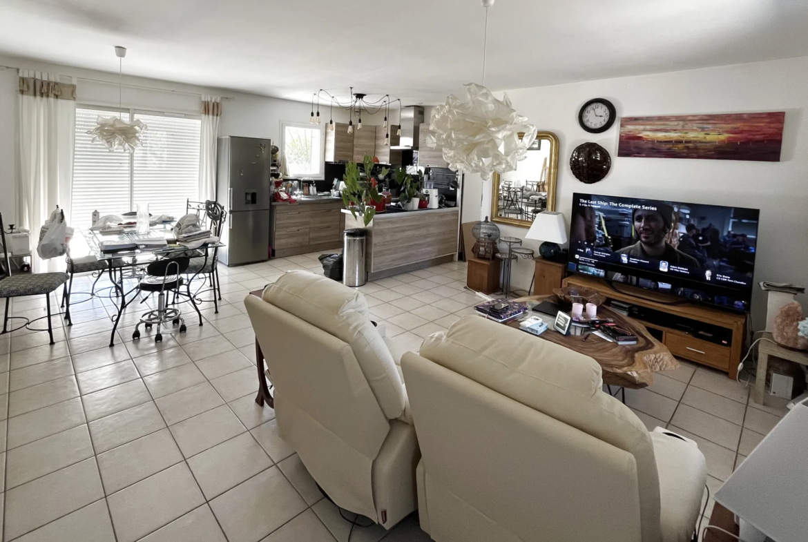 Charmante villa de plain-pied avec jardin à Cruscades 