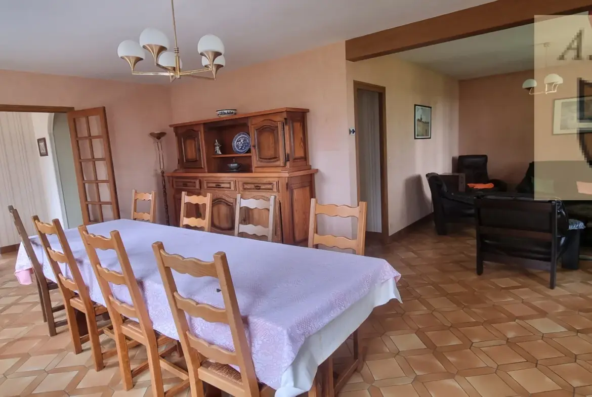Maison de 1978 sur un terrain de 3 730 m² à Marchenoir 