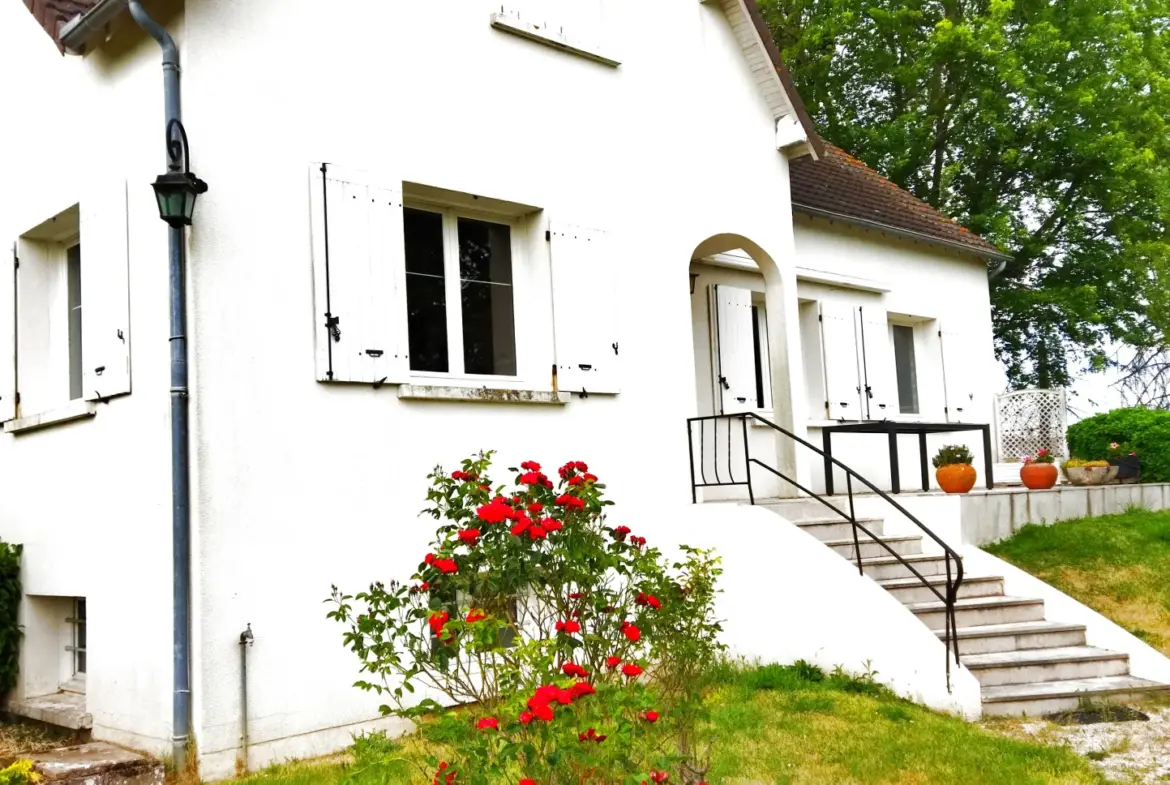 Maison de 1978 sur un terrain de 3 730 m² à Marchenoir 