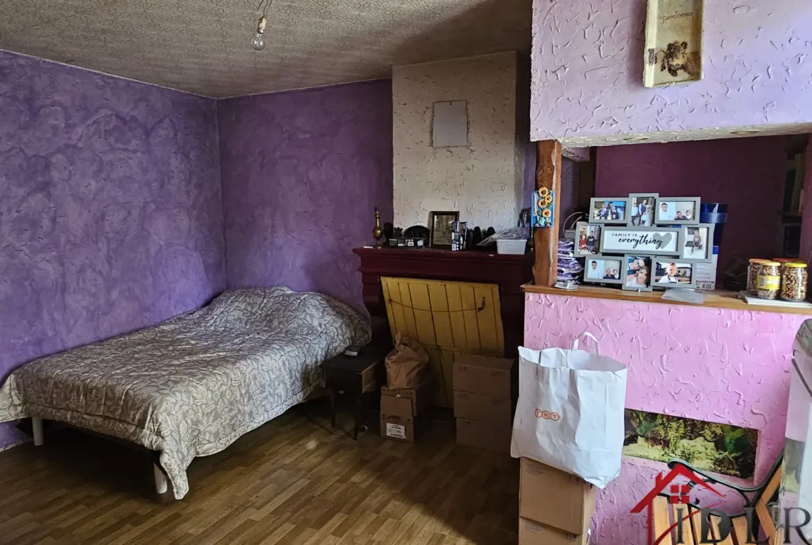 Vente maison à Montreuil-sur-Blaise comprenant deux logements et une remise 