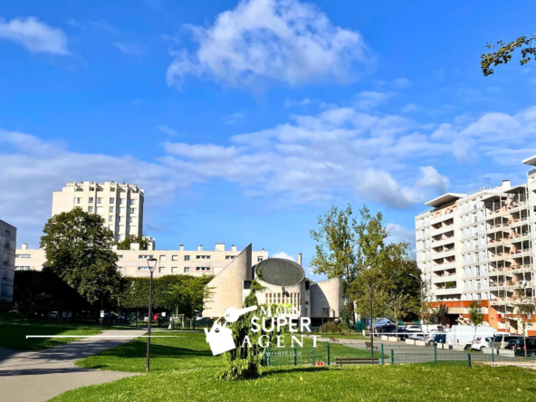Super T2 de 46 m² à Melun, dernier étage avec loggia et cave 