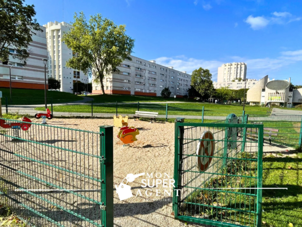 Super T2 de 46 m² à Melun, dernier étage avec loggia et cave 