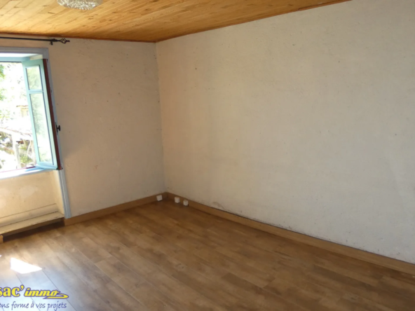 Vente Maison de Village à Courpière - 129 000 € 