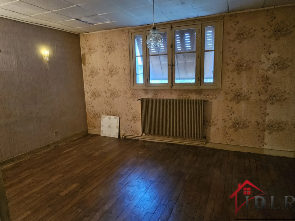 Maison spacieuse à vendre à Wassy - 136 m² avec garage 