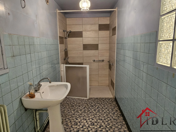 Maison spacieuse à vendre à Wassy - 136 m² avec garage 