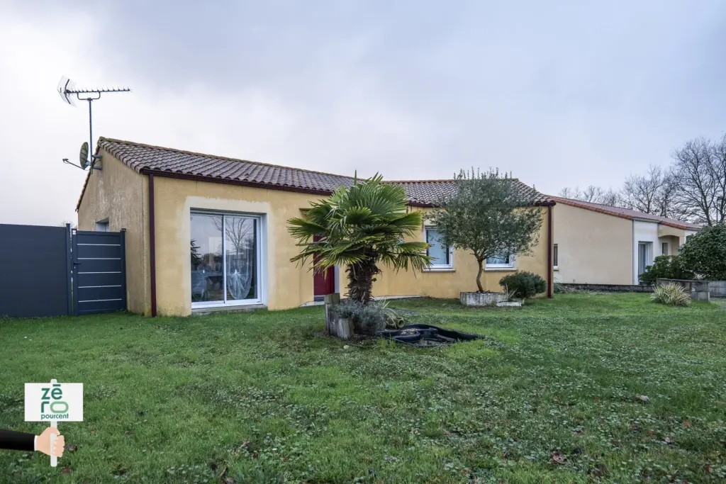 Maison familiale avec piscine à l'Herbergement