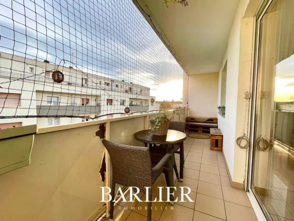 Appart 3 pièces 77m2 à Strasbourg avec balcon 