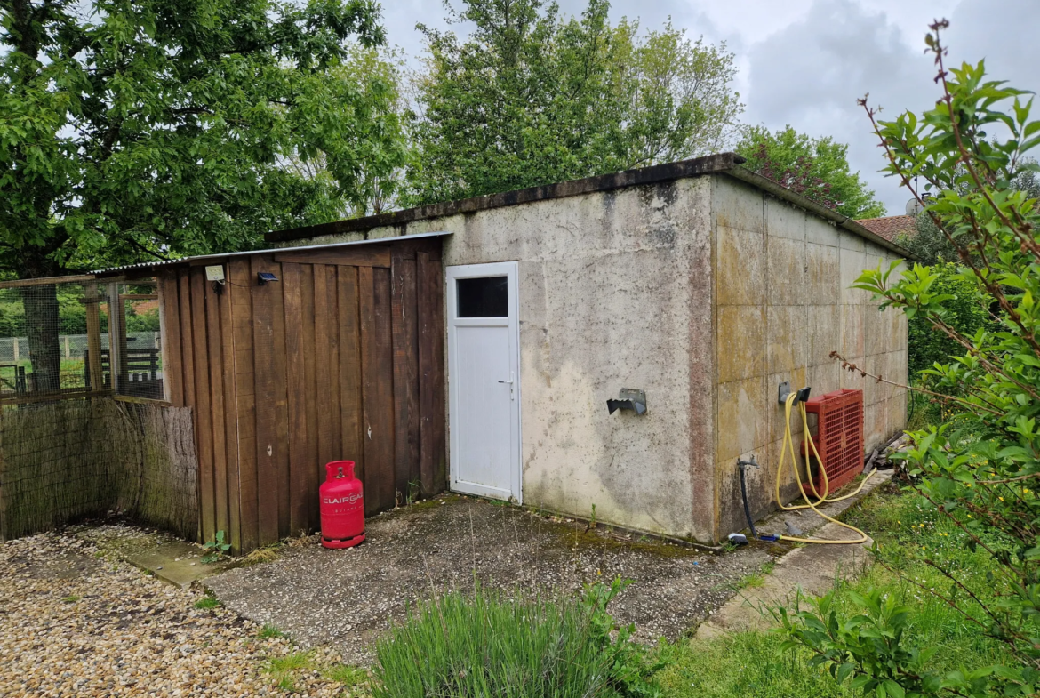 Maison à vendre à Saint Vivien de Médoc - 130 m², 4 Chambres 