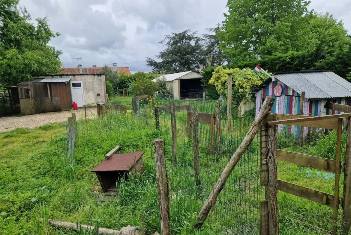Maison à vendre à Saint Vivien de Médoc - 130 m², 4 Chambres 