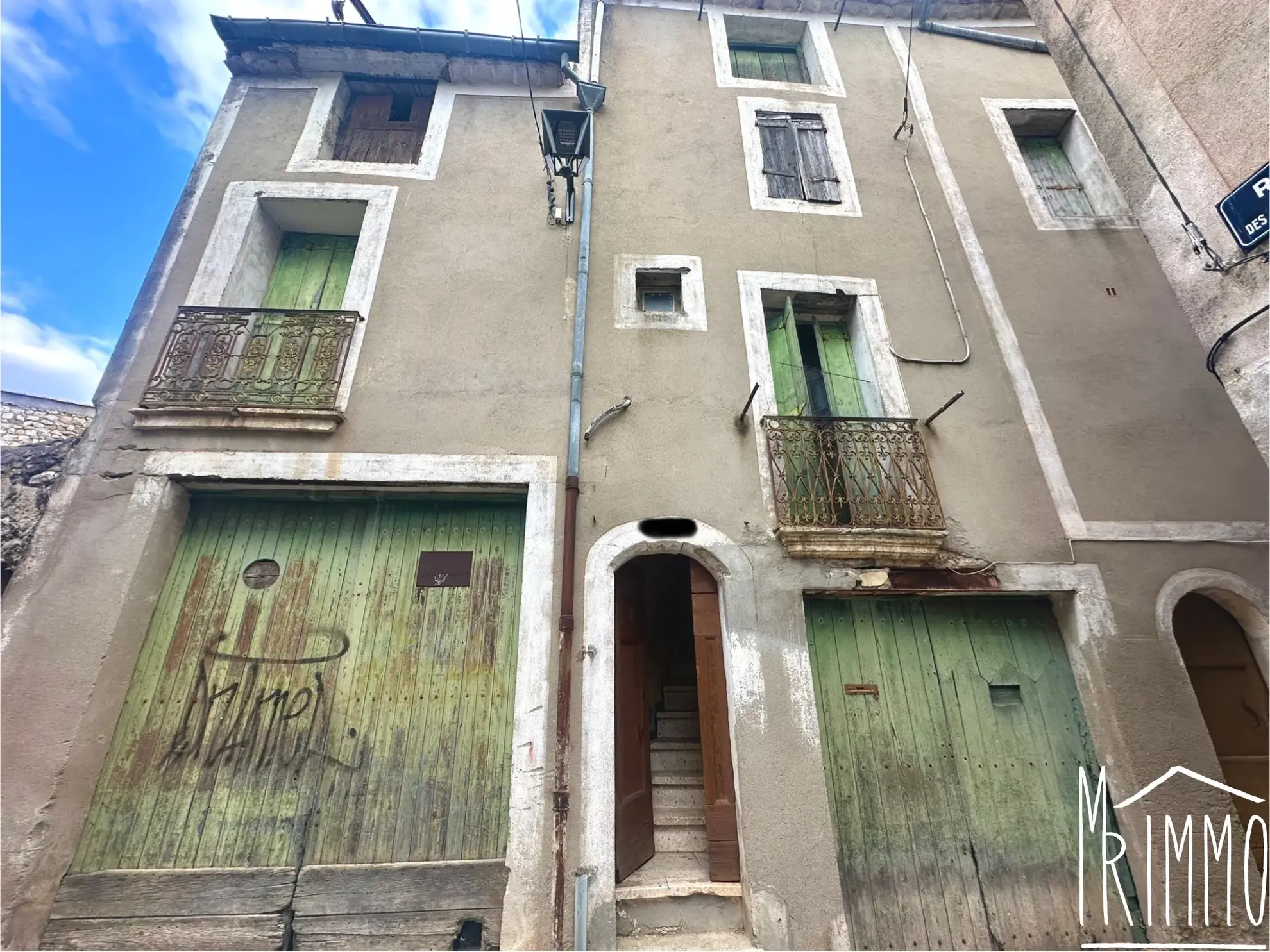 À vendre : Maison de village de 209 m² au cœur d'Aniane 