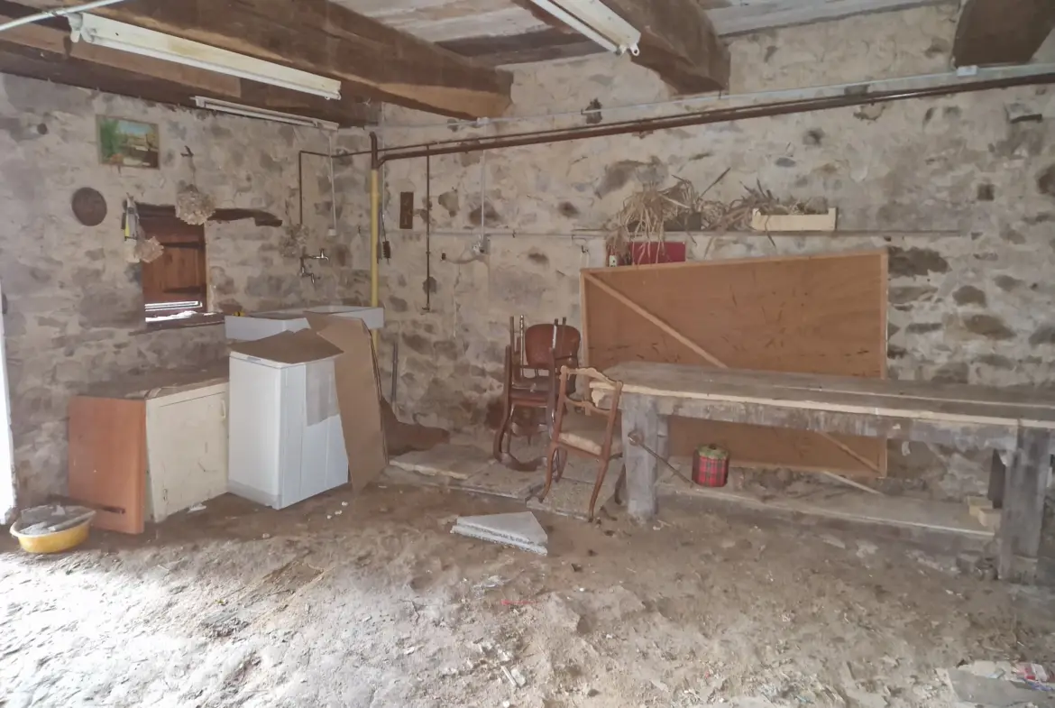À vendre maison en pierres à Saint-Prix - 103 m² - 2 chambres 