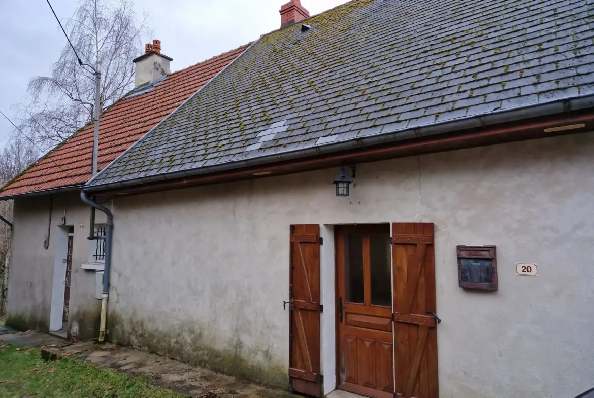 À vendre maison en pierres à Saint-Prix - 103 m² - 2 chambres 