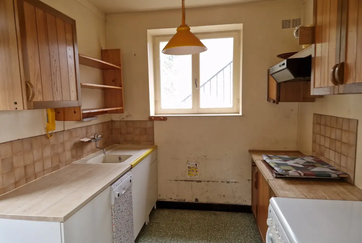 À vendre maison en pierres à Saint-Prix - 103 m² - 2 chambres 