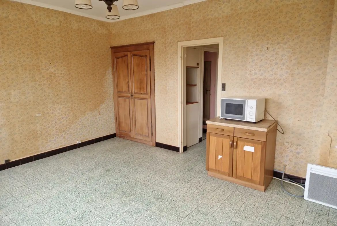À vendre maison en pierres à Saint-Prix - 103 m² - 2 chambres 