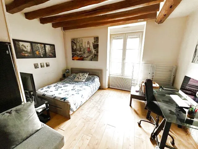 Charmante maison de 156,82 m² à vendre à Alençon 