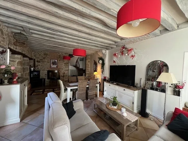 Charmante maison de 156,82 m² à vendre à Alençon 