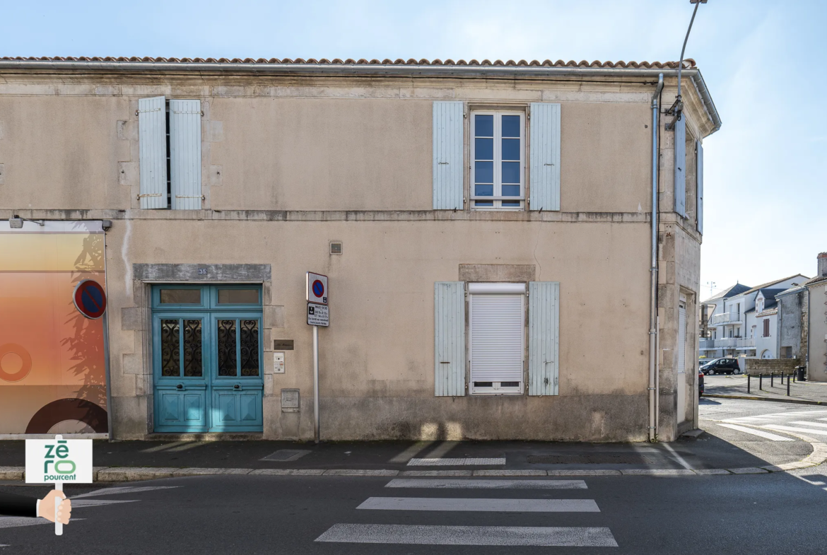 Appartement lumineux en rez-de-chaussée à Luçon 