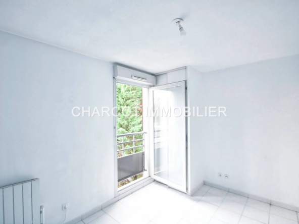 À vendre : Appartement T2 à Sainte Foy-lès-Lyon (69110) avec parking 