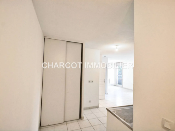 À vendre : Appartement T2 à Sainte Foy-lès-Lyon (69110) avec parking 