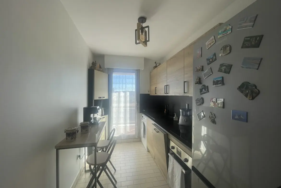 Appartement de 3 pièces entièrement rénové à Toulon Est 