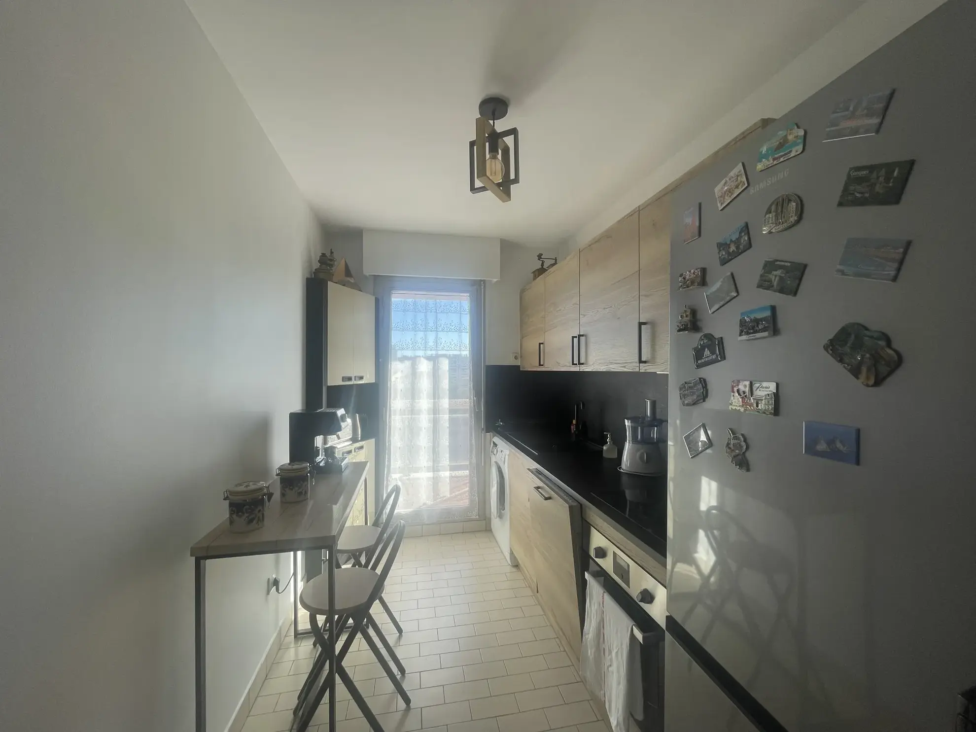 Appartement de 3 pièces entièrement rénové à Toulon Est 