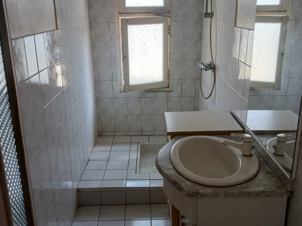 Maison à rénover de 72m2 à Bussières-les-Belmont 