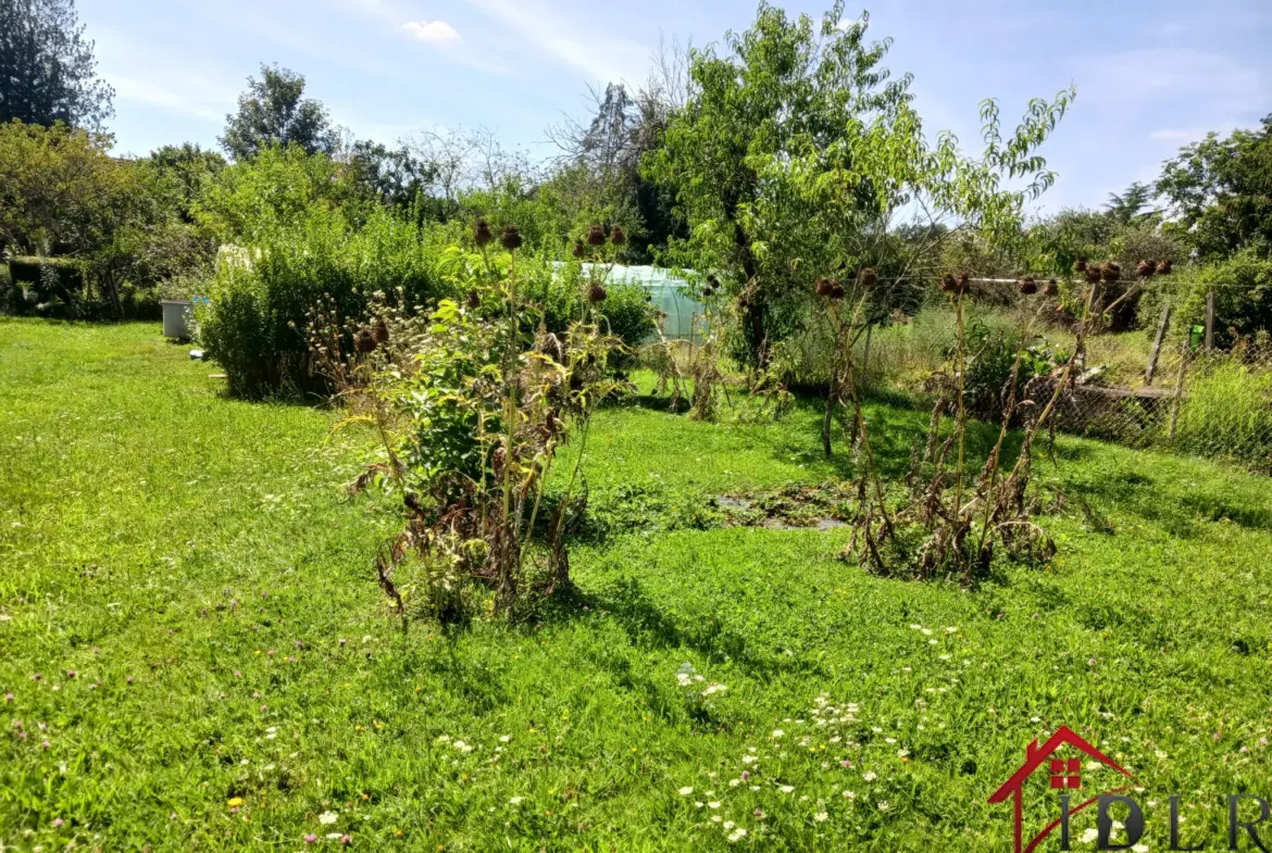 Maison à rénover de 72m2 à Bussières-les-Belmont 