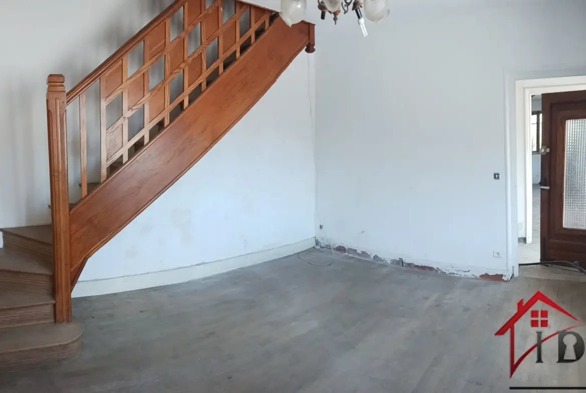 Maison à rénover de 72m2 à Bussières-les-Belmont 
