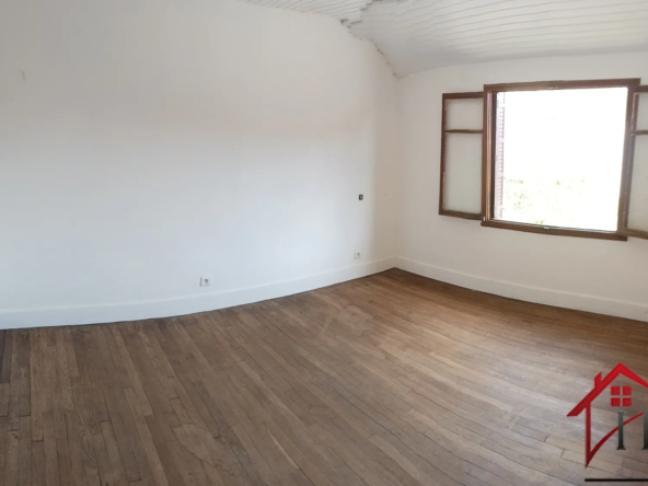 Maison à rénover de 72m2 à Bussières-les-Belmont 