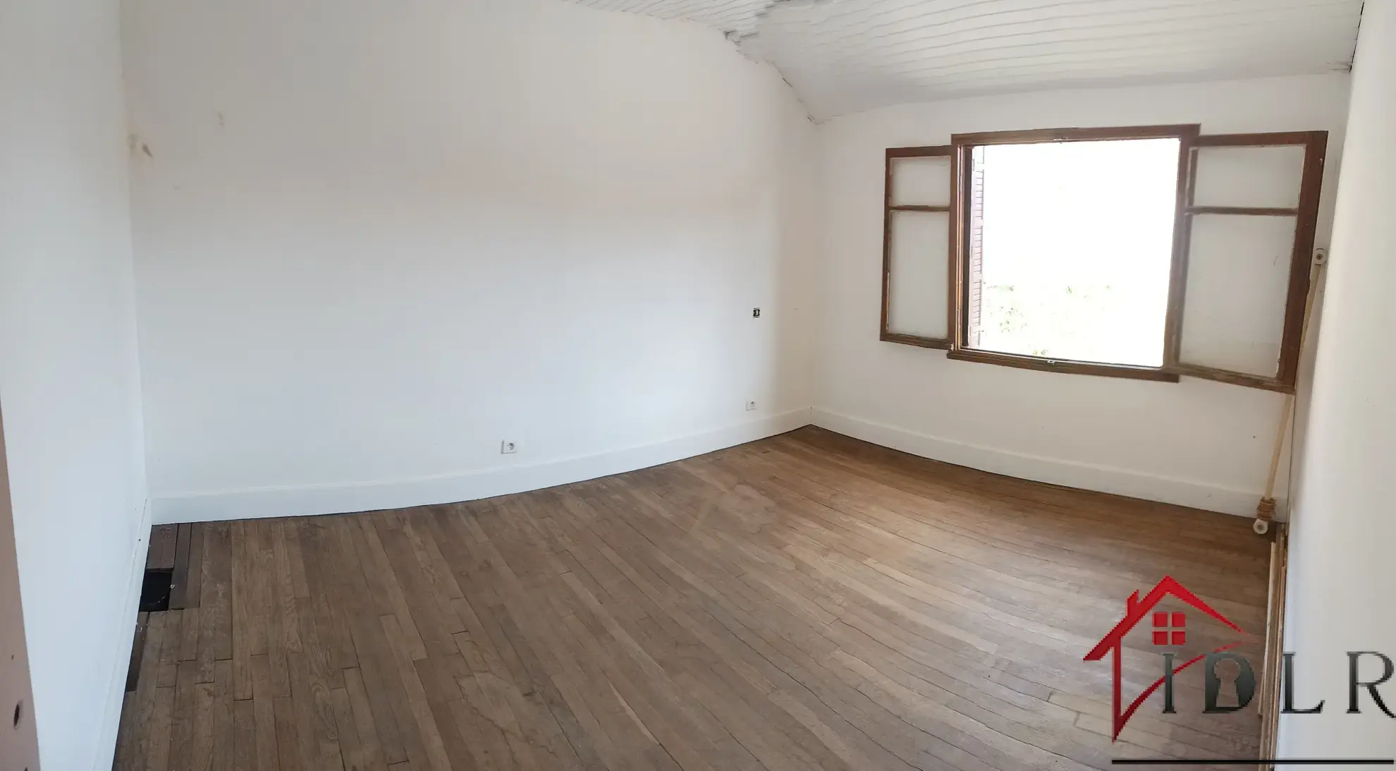 Maison à rénover de 72m2 à Bussières-les-Belmont 