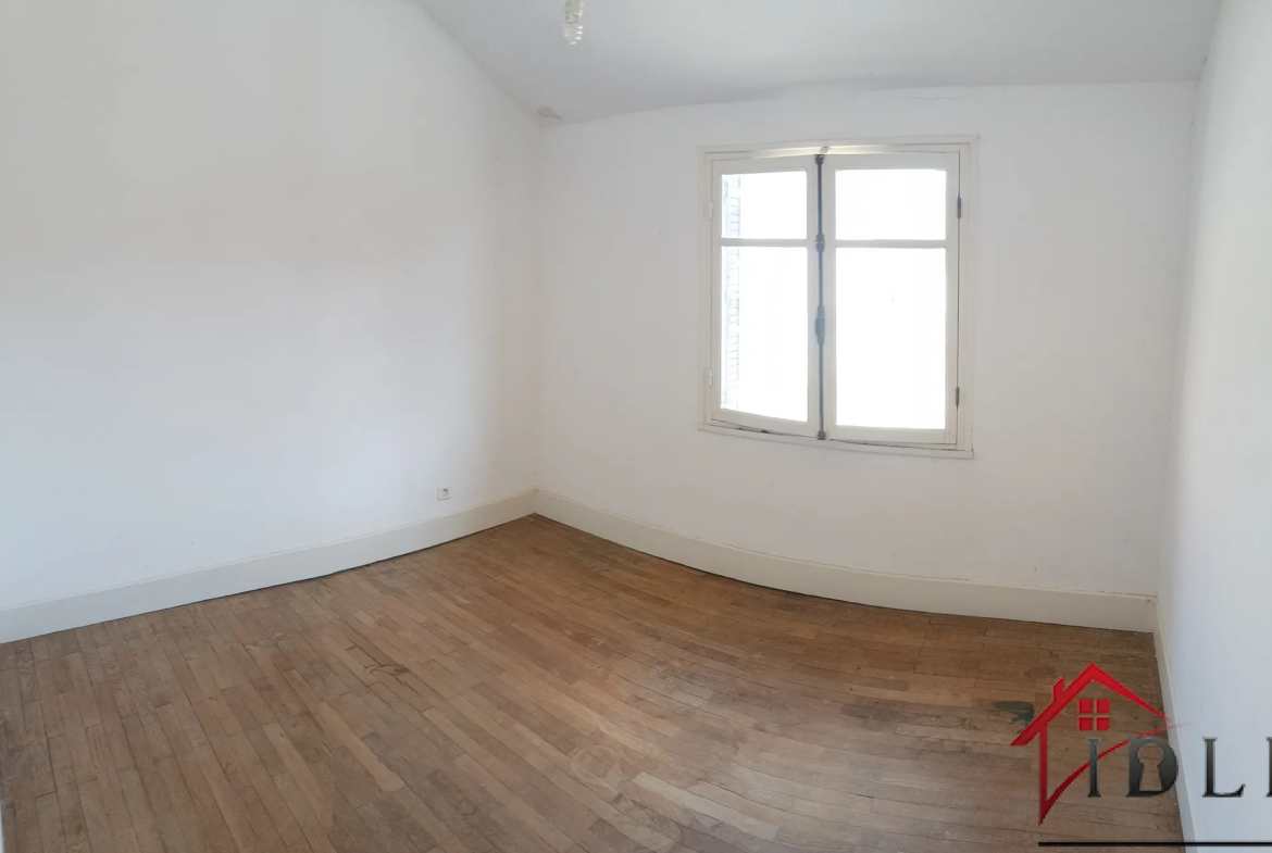 Maison à rénover de 72m2 à Bussières-les-Belmont 