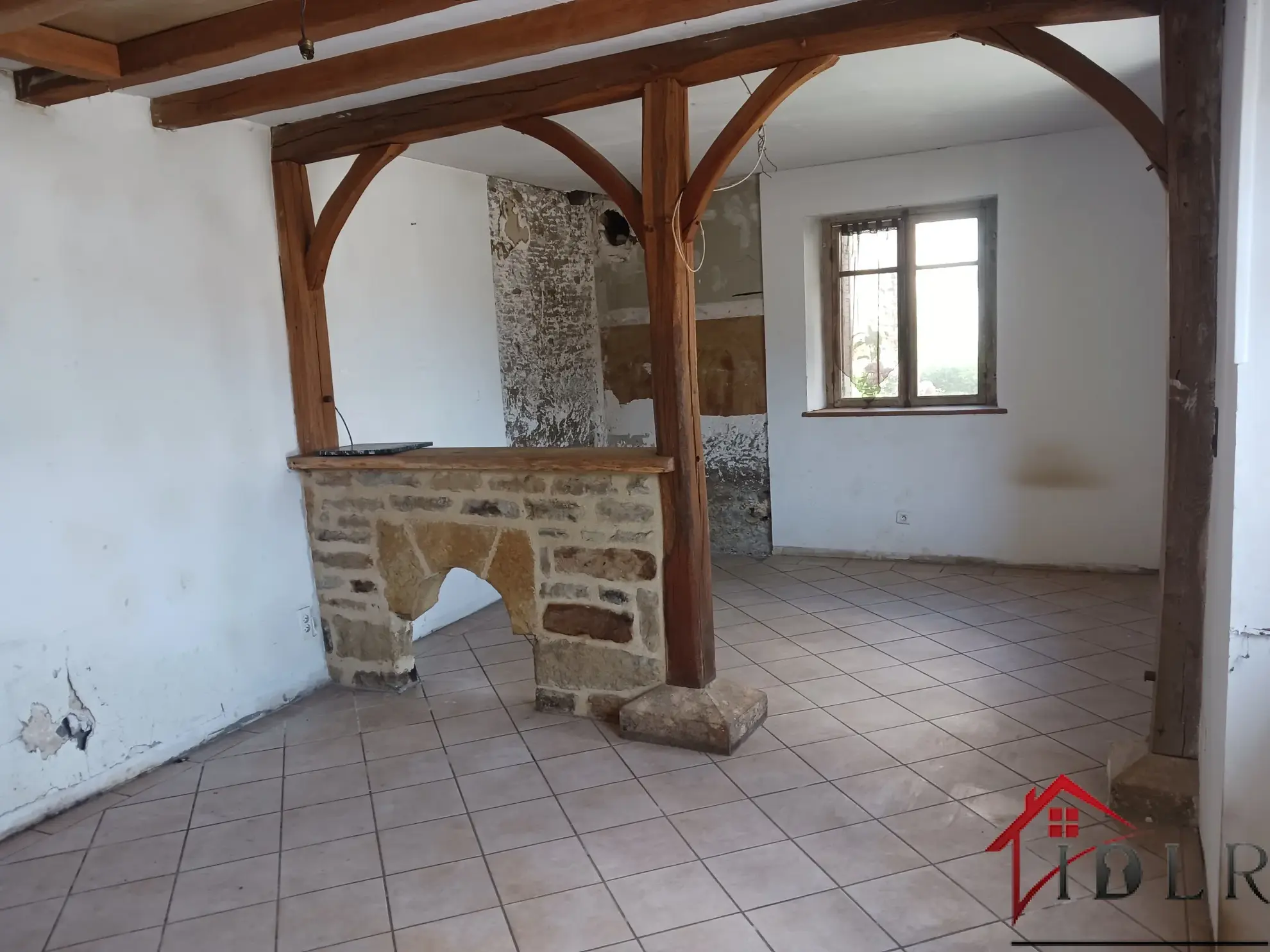 Maison à rénover de 72m2 à Bussières-les-Belmont 