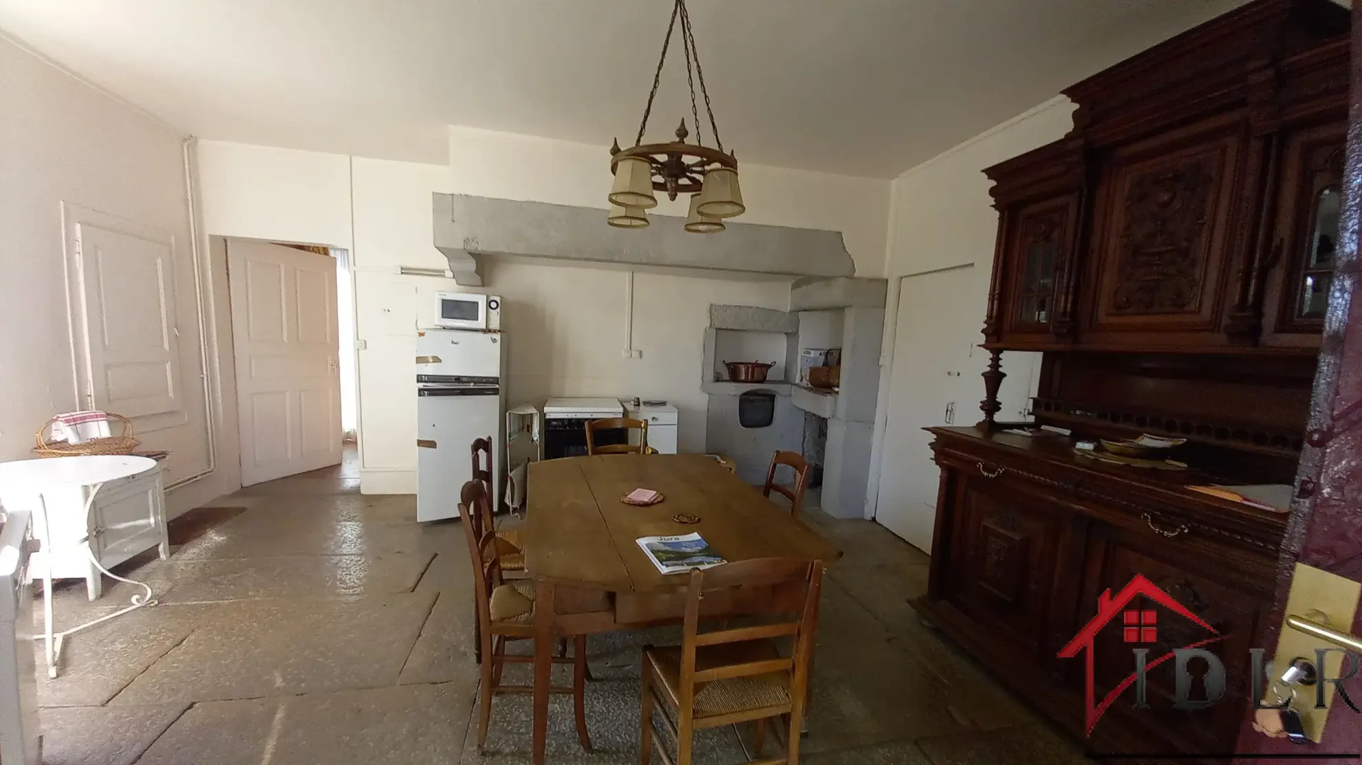 Ensemble immobilier à vendre à Crancot - 240 m² habitable 