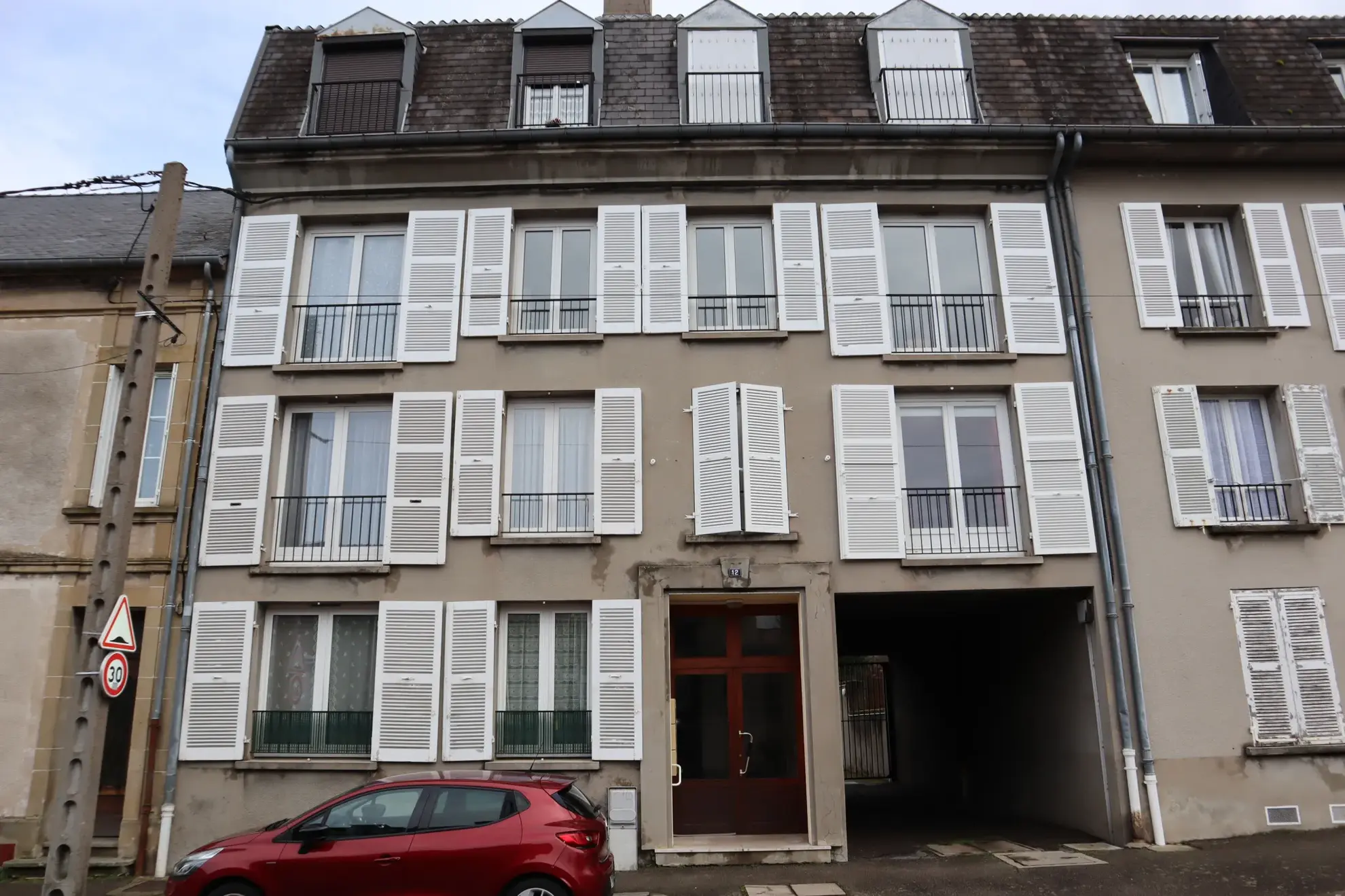 A vendre : Appartement lumineux 3 pièces en centre-ville d'Autun 