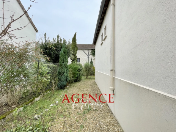 Pavillon traditionnel à Bray-sur-Seine avec jardin clos de 303 m2 