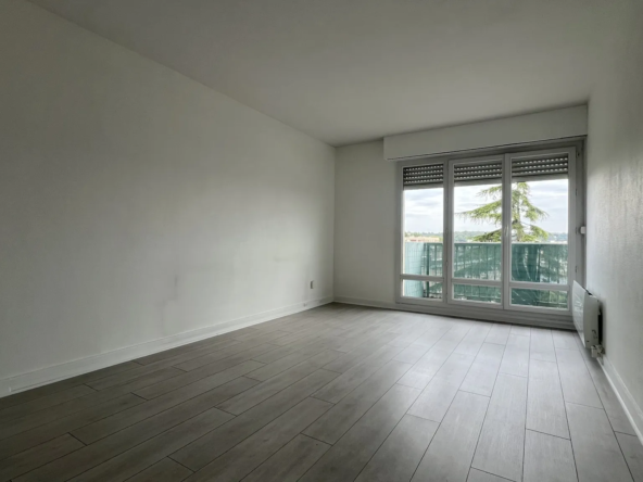 Vente appartement T3 avec balcon à Le Chesnay Rocquencourt