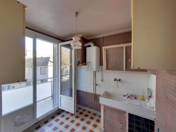 T3 avec travaux à vendre à Grenoble - Vue dégagée 