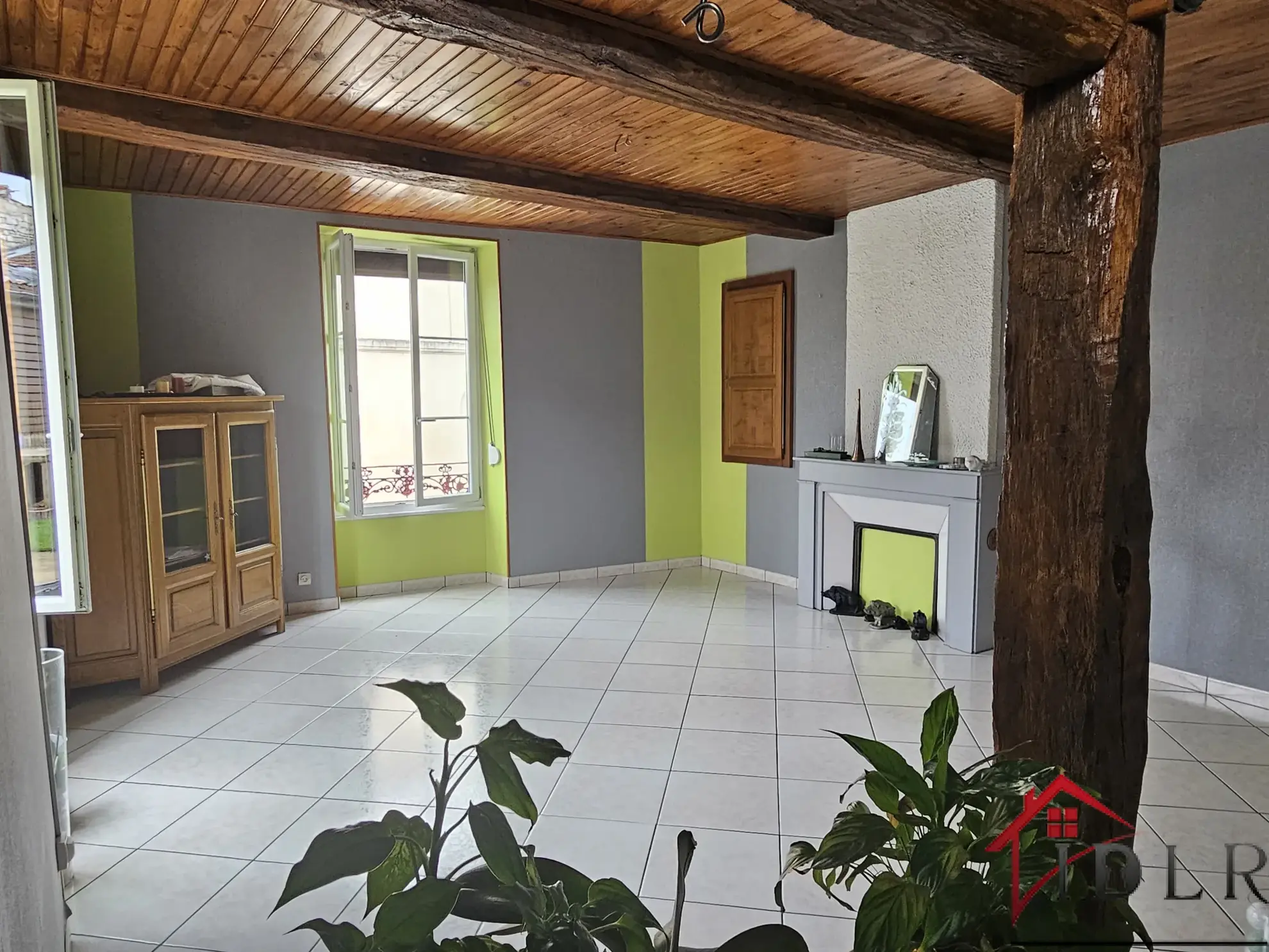 Maison mitoyenne à vendre à Wassy - 149 m² avec jardin et garage 