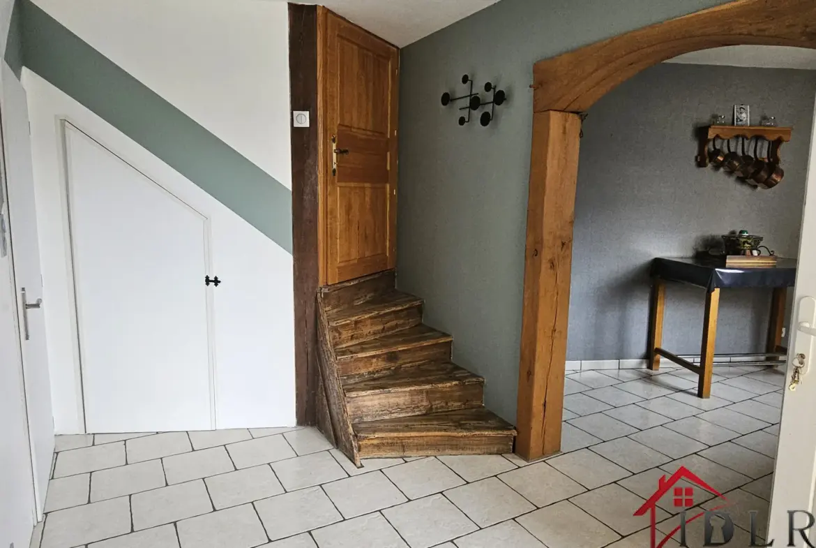 Maison mitoyenne à vendre à Wassy - 149 m² avec jardin et garage 