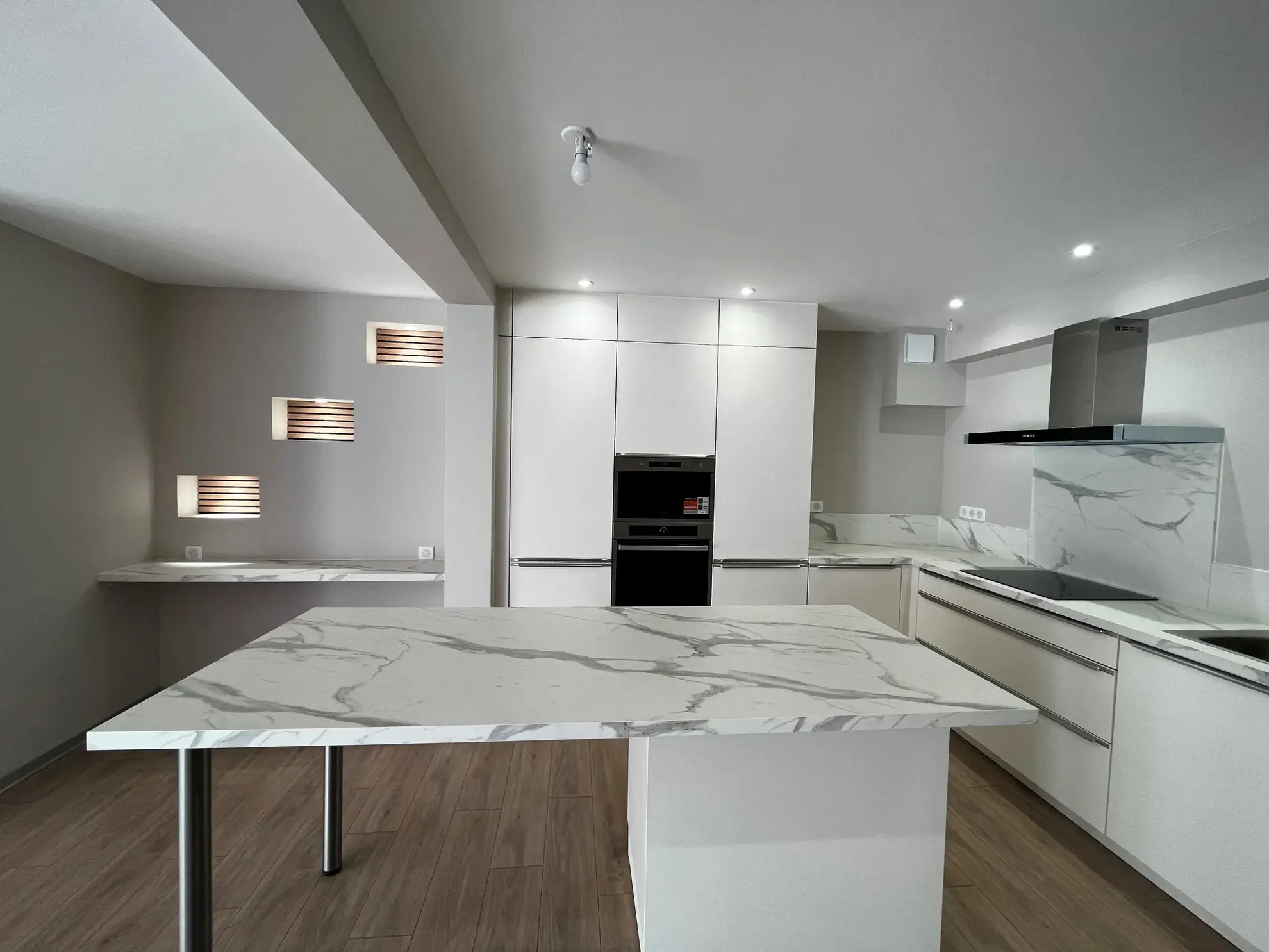 Superbe appartement rénové avec terrasse à Montbeliard 