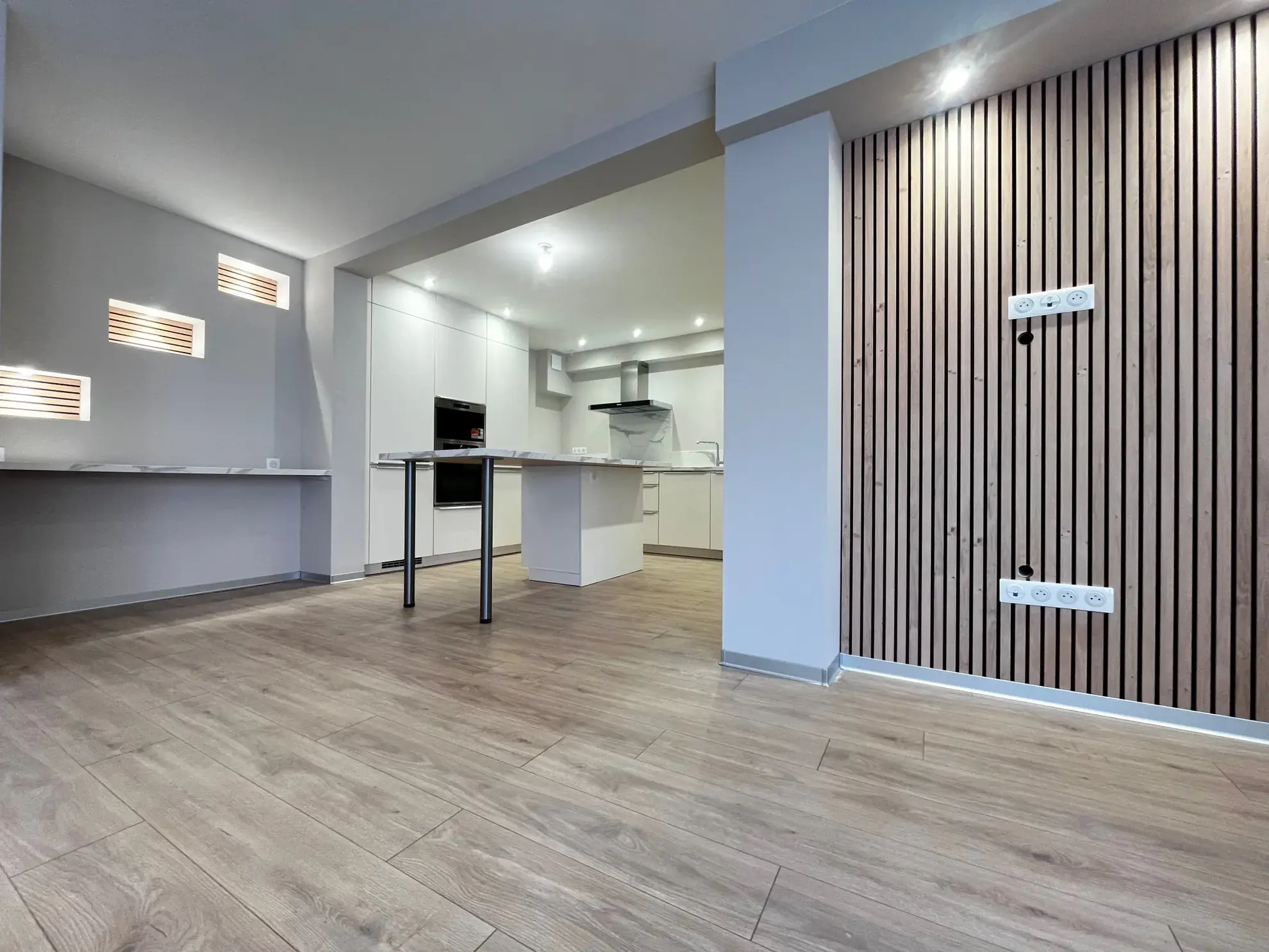 Superbe appartement rénové avec terrasse à Montbeliard 