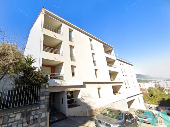 Appartement T3 avec terrasse et garage à La Seyne-sur-Mer 