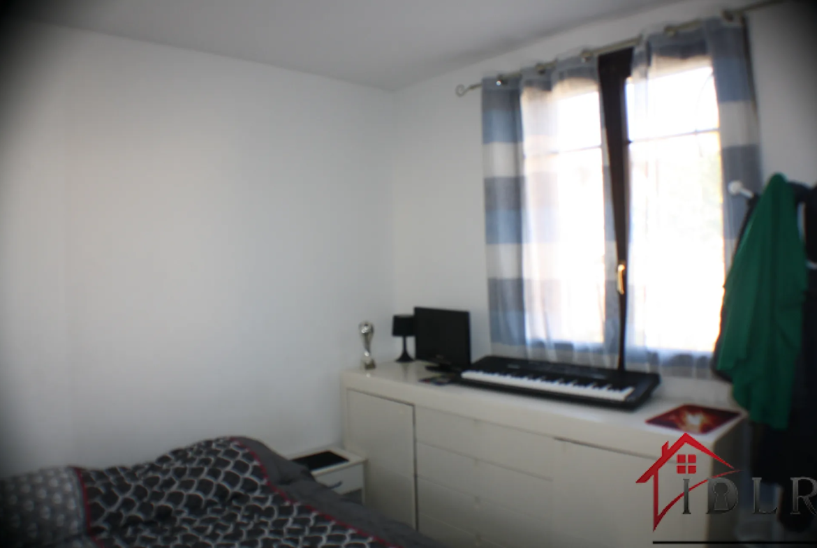 Maison à vendre au centre de Chalindrey - 139 000 EUR 