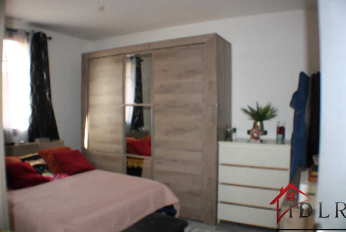 Maison à vendre au centre de Chalindrey - 139 000 EUR 