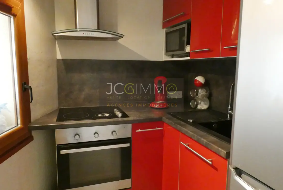 Appartement T2 46 m² en parfait état à Sollies Toucas 