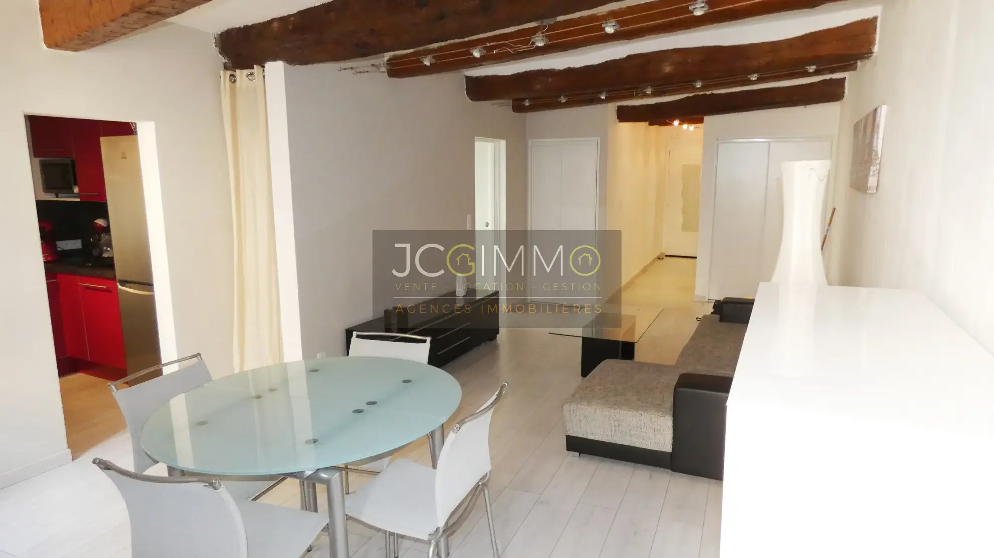 Appartement T2 46 m² en parfait état à Sollies Toucas 