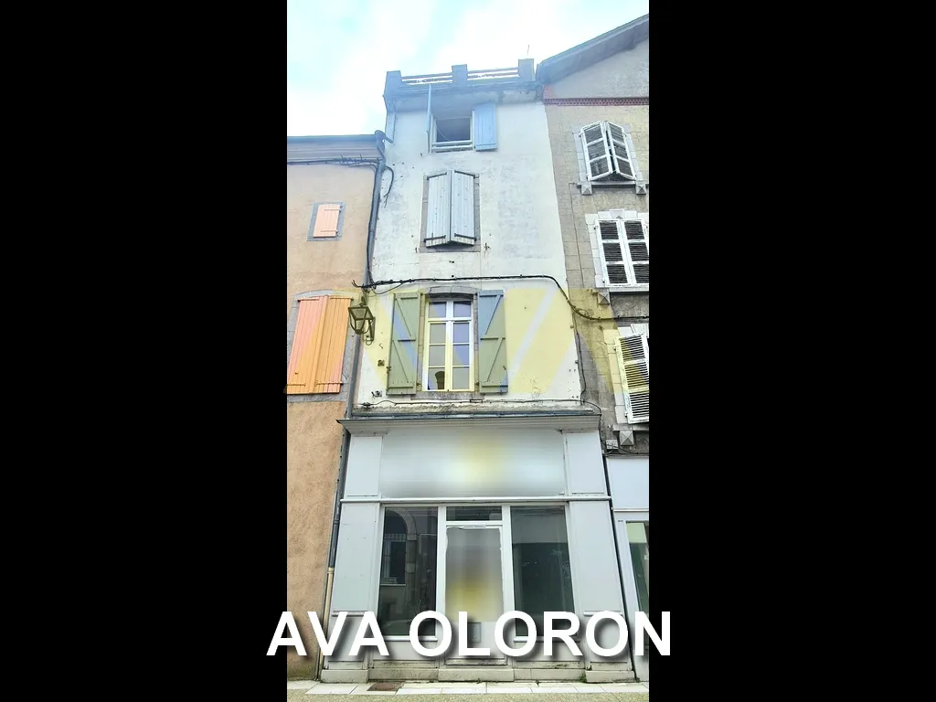 Immeuble à vendre à Oloron - Investissement sécurisé 